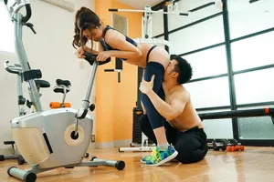 Xin ông xã đi tập gym, người vợ "đi ngoài" với anh pt